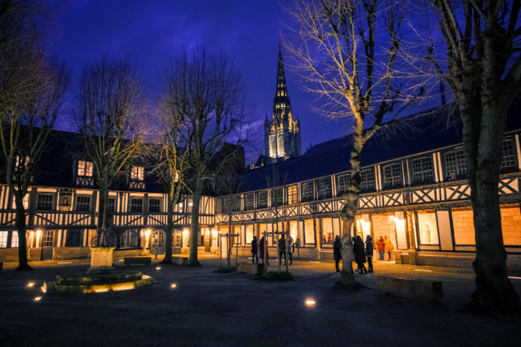 Visite guidée nocturne de l'Aître Saint-Maclou