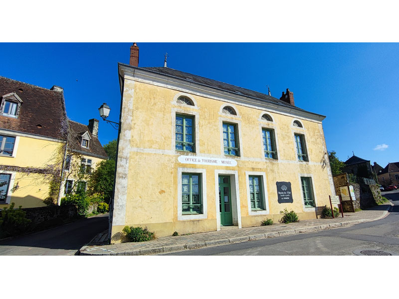 Musée du Filet brodé et perlé, Belforêt-en-Perche