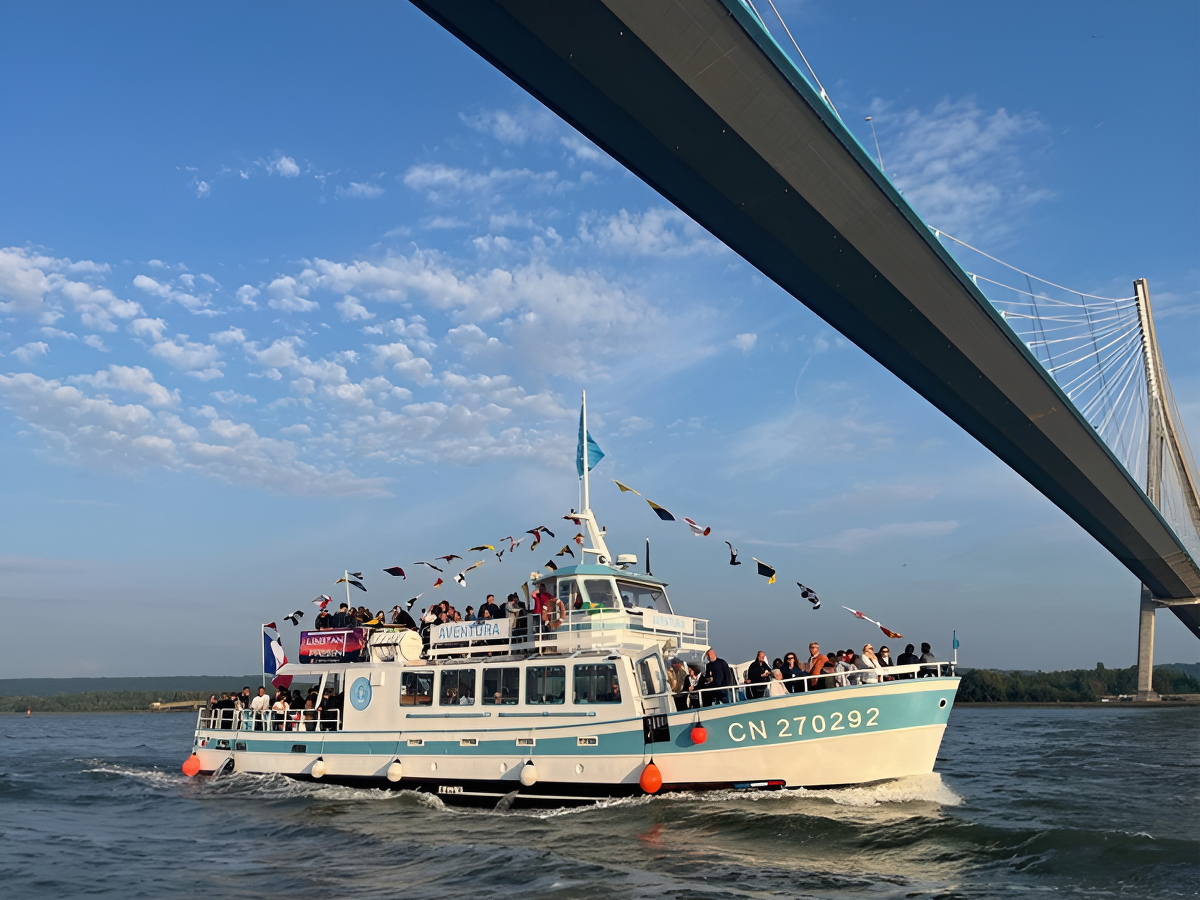 Bateau Aventura - Promenade en Mer Honfleur