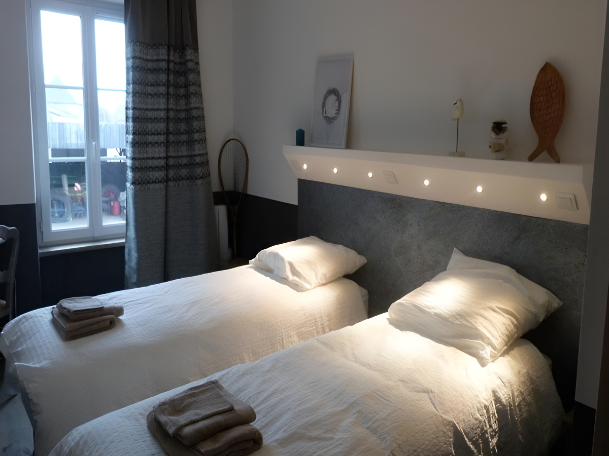 La Ferme de la Gronde, Esson