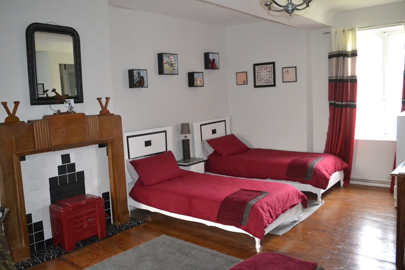 Chambre d'Hôtes > Le Pont de la Pierre Vintage B&B, Saint-Clair-sur-l'Elle - photo 8