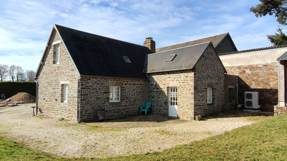 Meublé de tourisme, Folligny