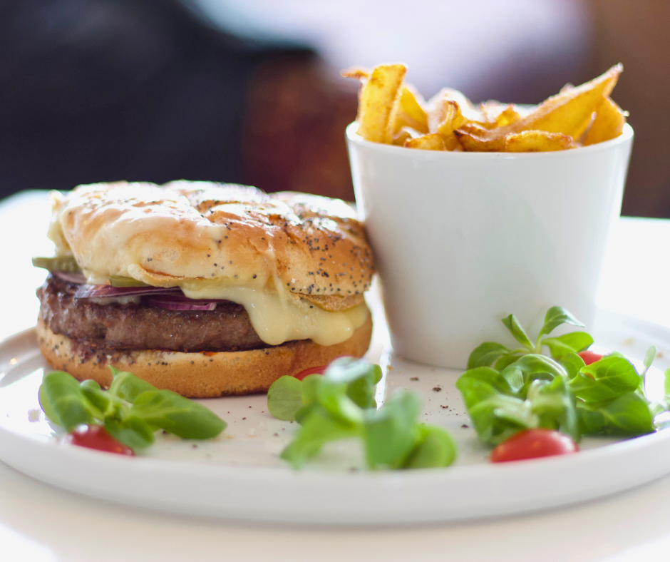 O'lala Bar & Restaurant, Saint-Germain-sur-Ay - photo 2