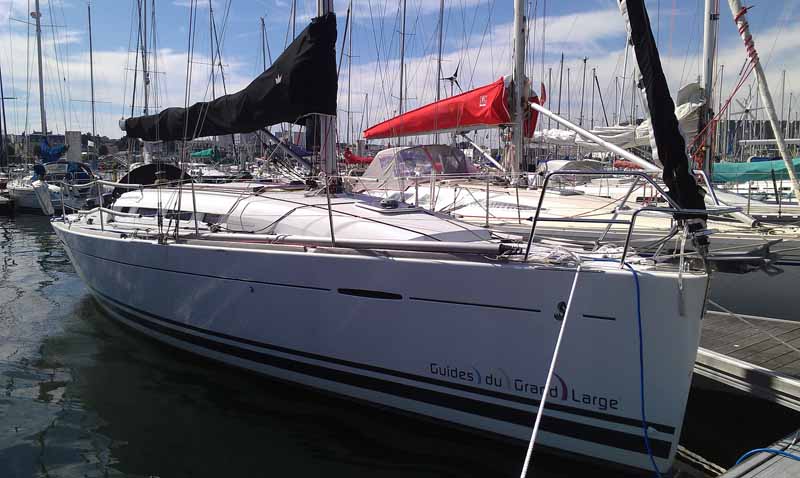 Location de bateaux à moteur > Aries AMS Marine