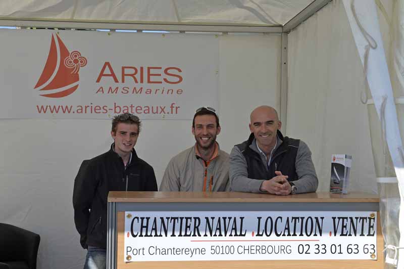 Location de bateaux à moteur > Aries AMS Marine