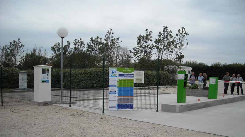 Aire camping-car Park Utah Beach - photo 4