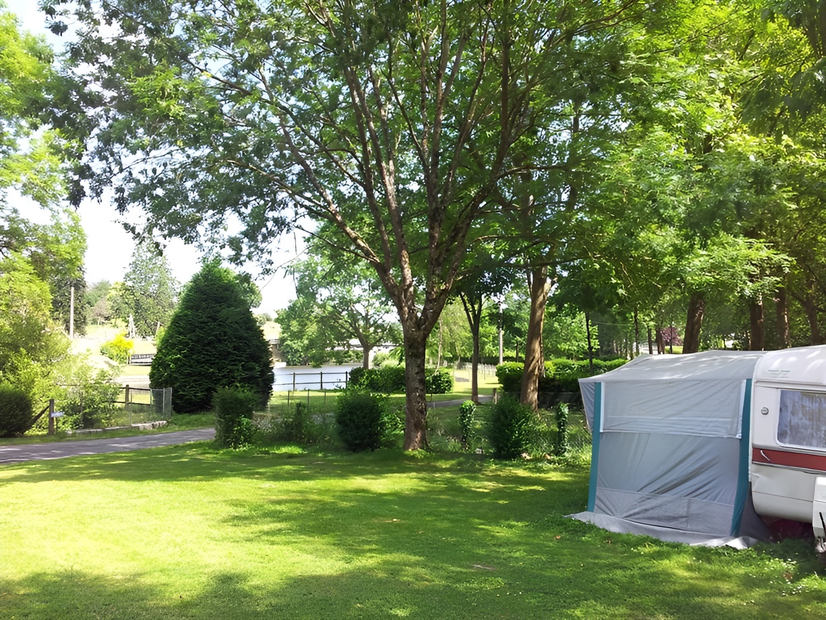 Camping municipal des bords de Vire, Tessy-Bocage - photo 6