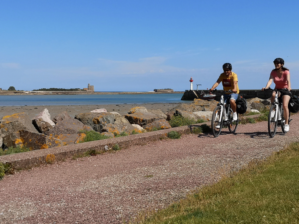 Location de vélos > Bureau du port - Saint-Vaast-la-Hougue, Saint-Vaast-la-Hougue