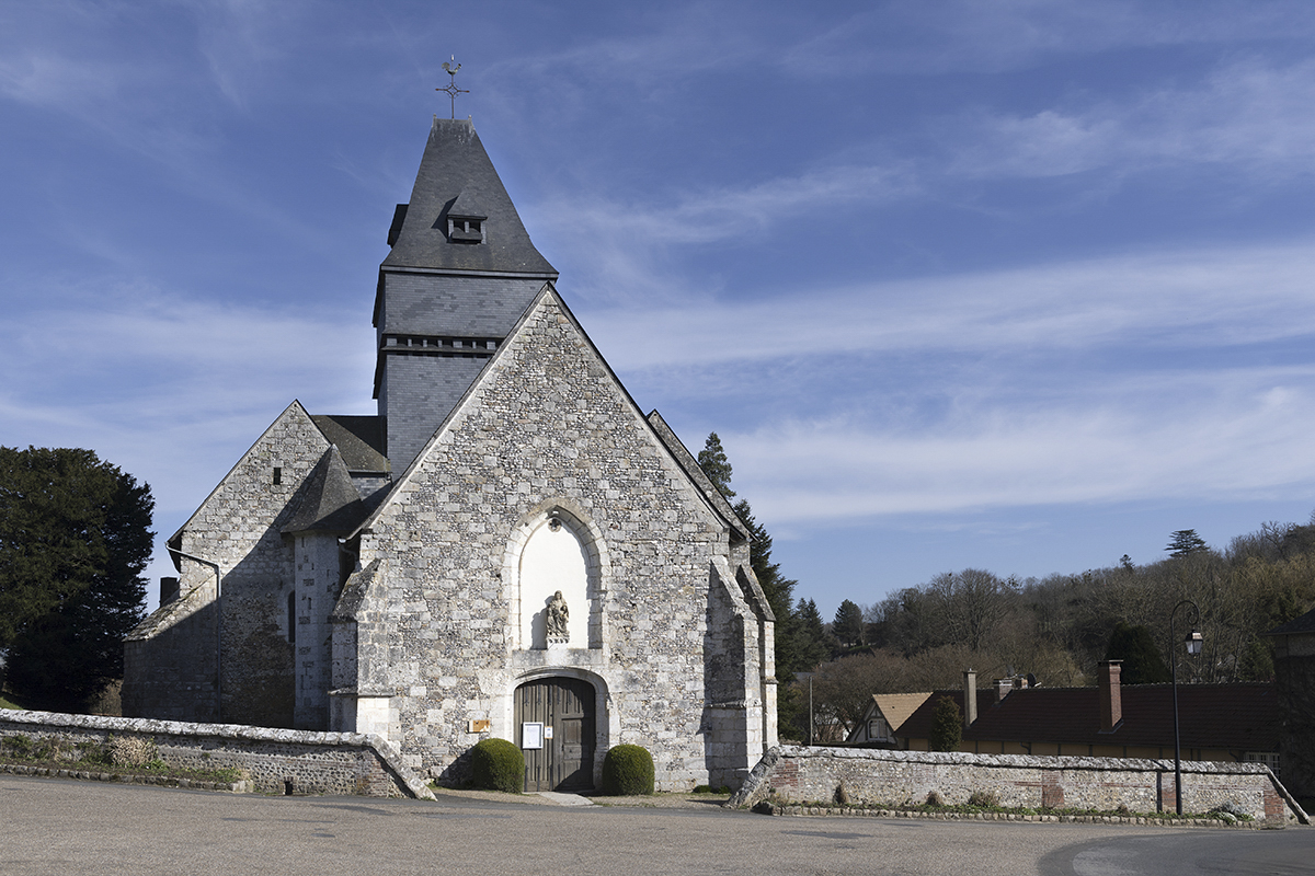 Lumière et musique sur l'église Saint-Denis de Lyons-la-Forêt