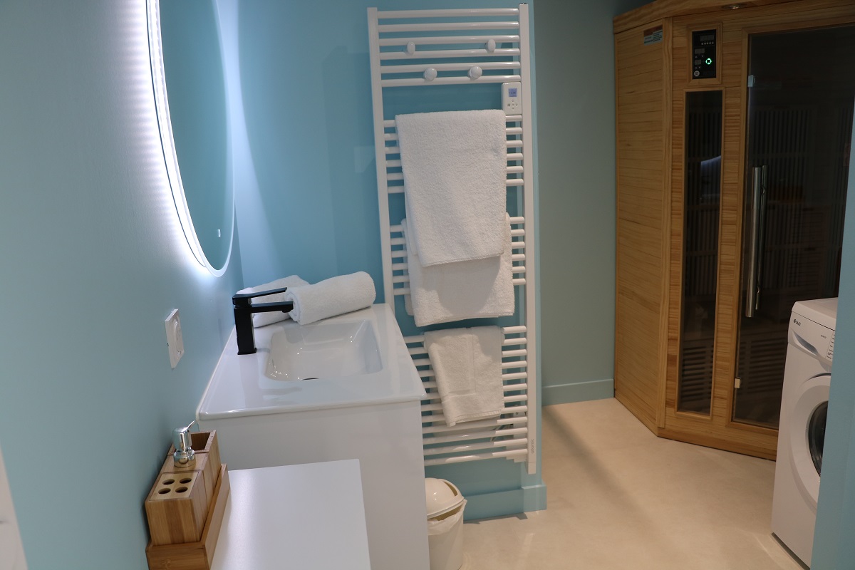 Meublé de tourisme > Les Maisons de Louise : appartement Bleu Marine, Pirou - photo 4
