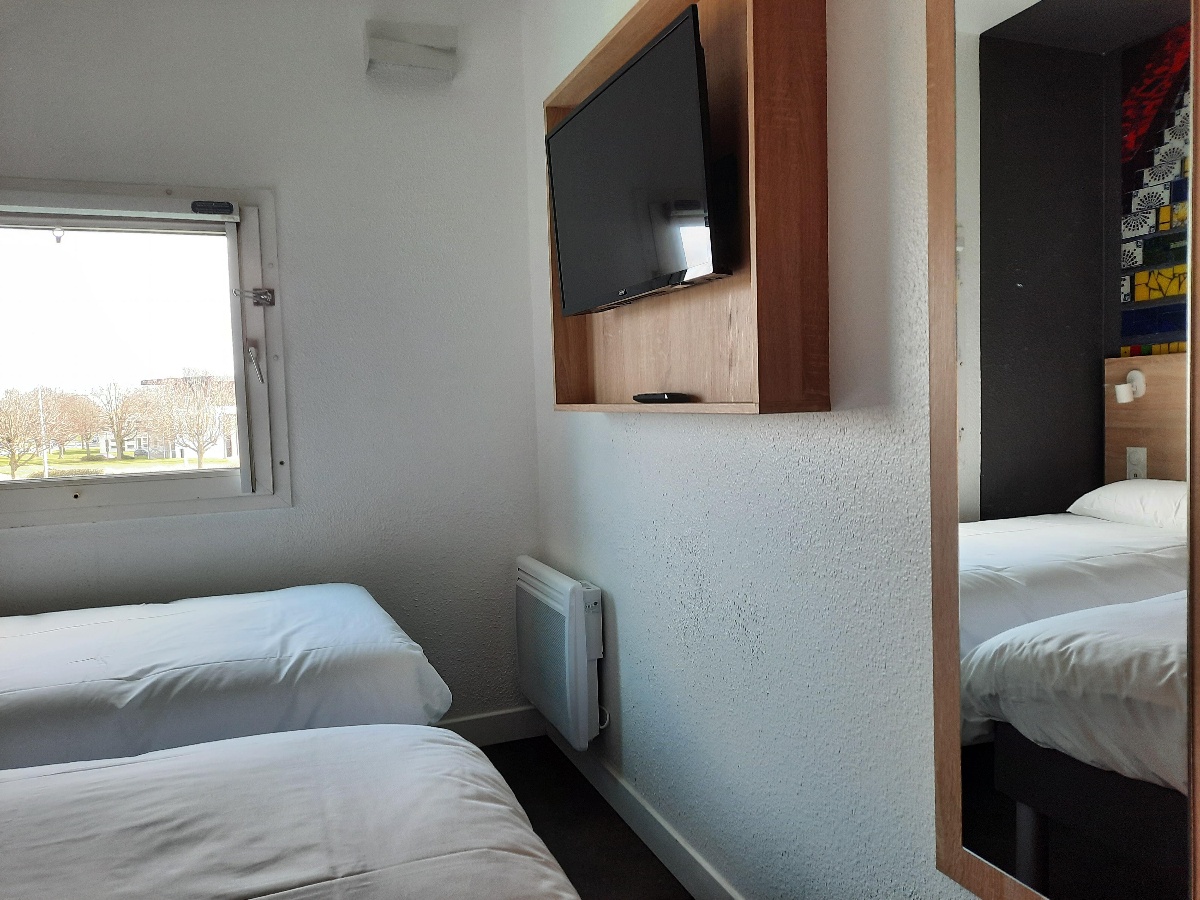 Hôtel Kyriad Direct Caen Mémorial, Saint-Contest - photo 11