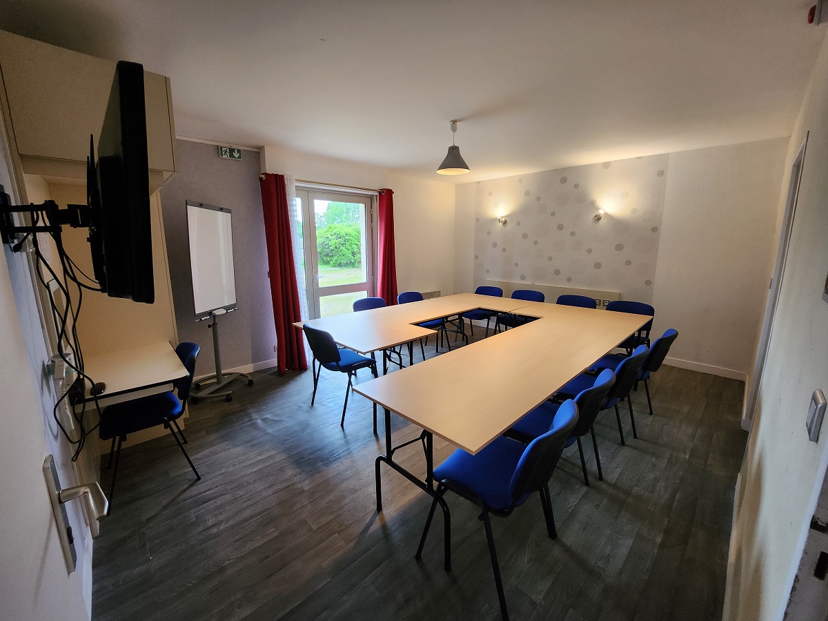 Hôtel Les Montois, Céaux