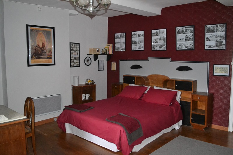 Chambre d'Hôtes > Le Pont de la Pierre Vintage B&B, Saint-Clair-sur-l'Elle - photo 2