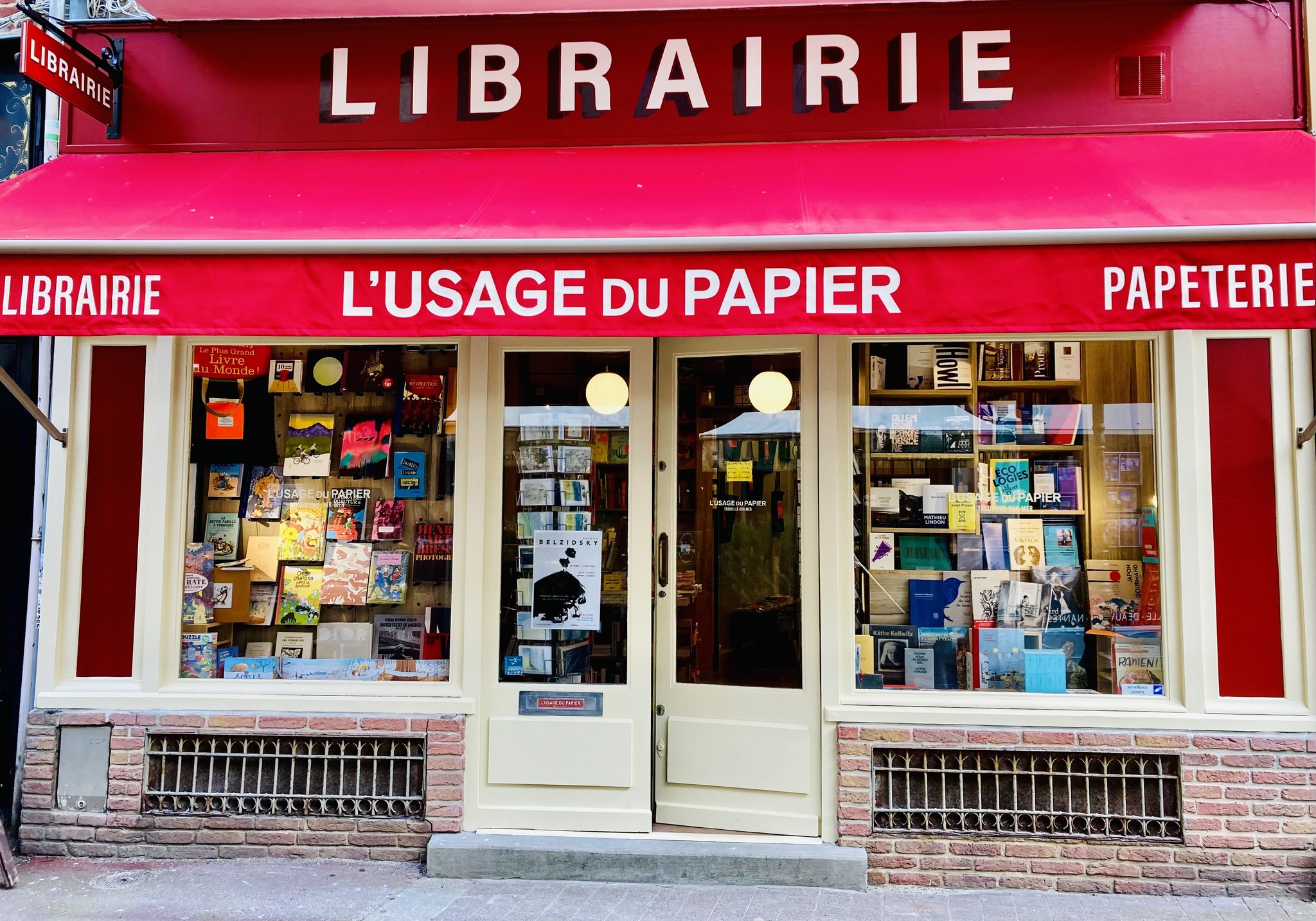 Rencontre-dédicace avec Aymeric Mantoux — « Voyage au pays des ultrariches »