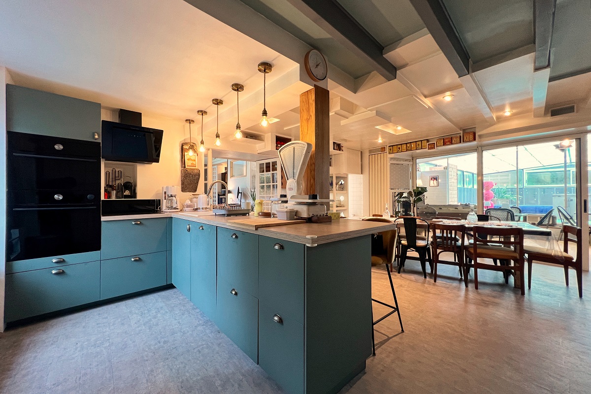 Meublé de tourisme > Maison en pierre, piscine et jardin proche mer, Montfarville - photo 9