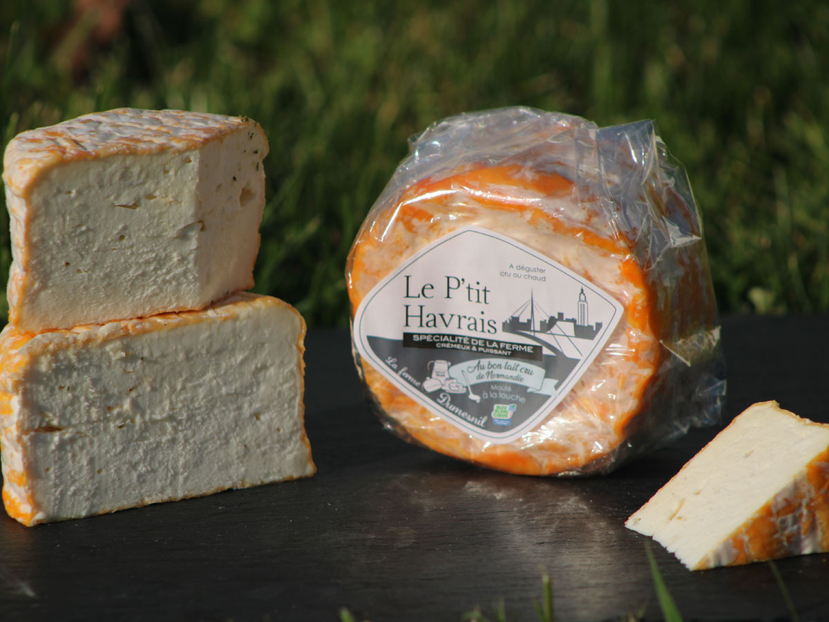 4-Fromages-©-La-Ferme-Dumes