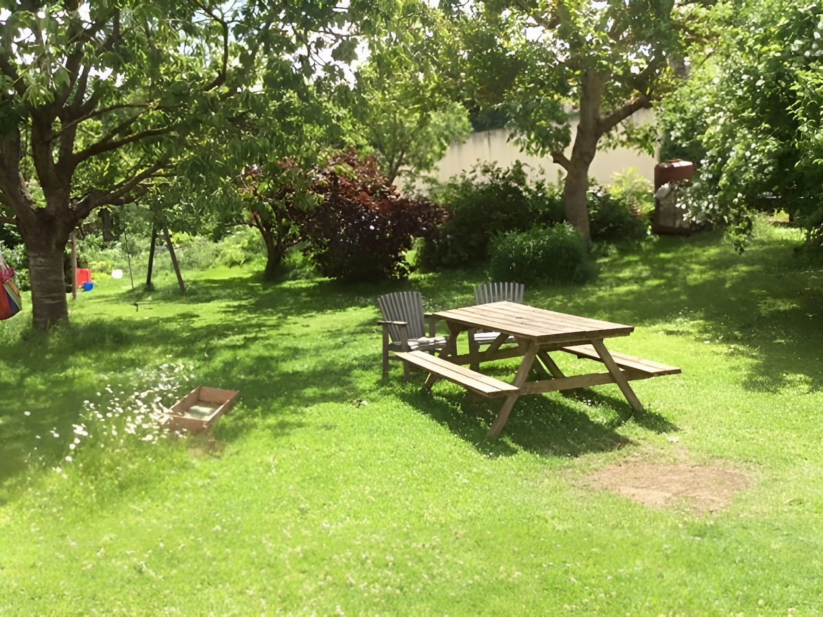 Chambre Fleurie, Reviers - photo 3