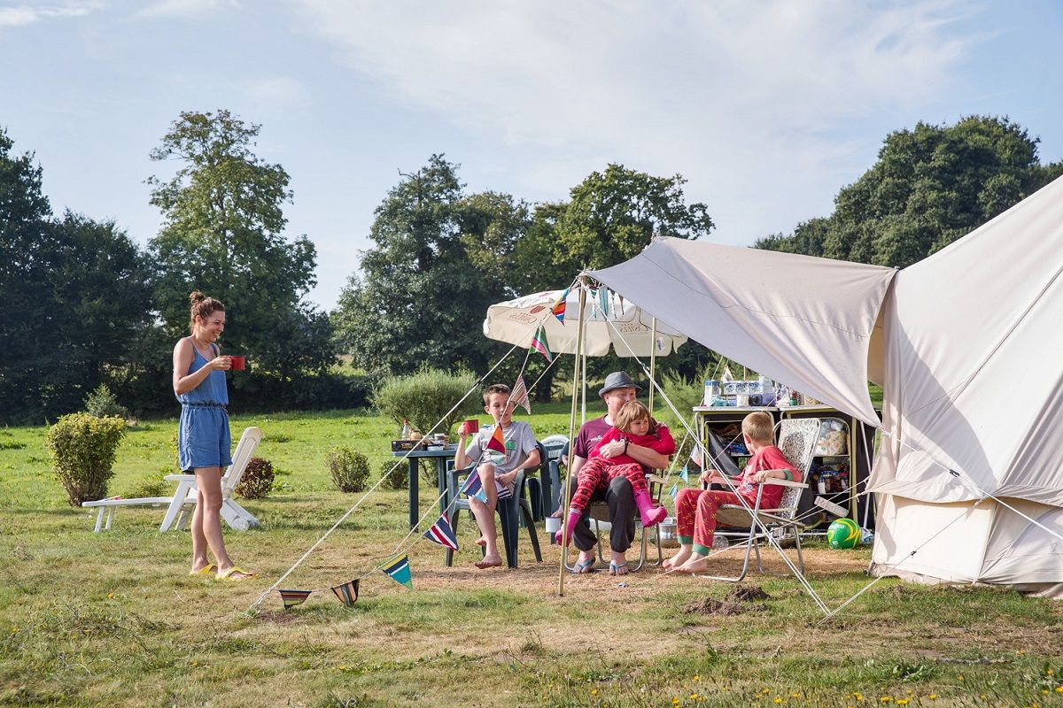 Castel Camping Château de Lez-Eaux - Cabanes dans les arbres — photo 2