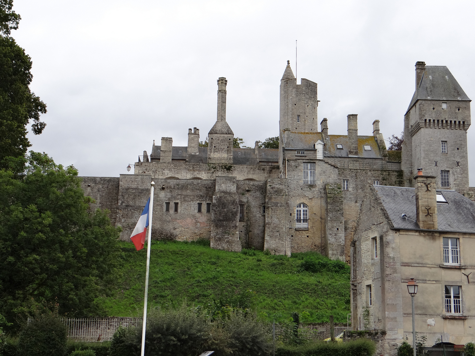 Château médiéval de Creully - Musée de la radio  France Normandie Calvados Creully sur Seulles 14480