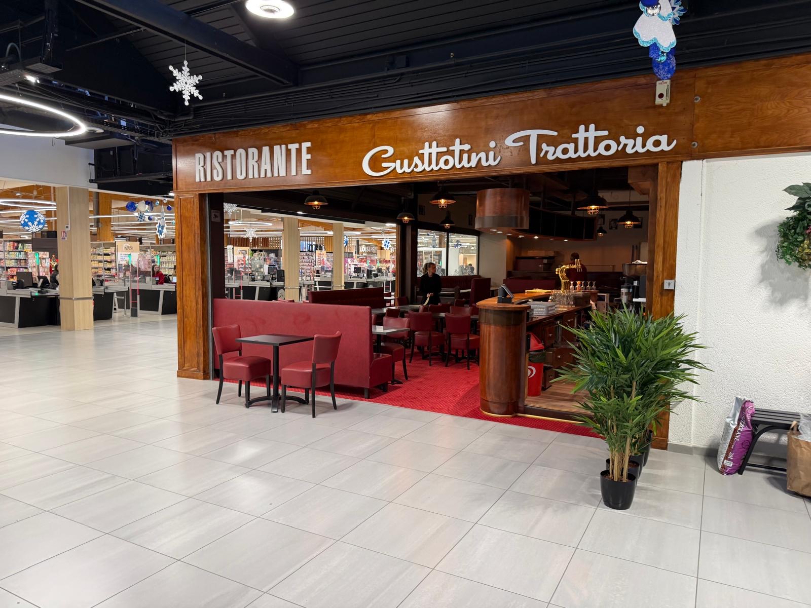 GUSTOTINI TRATTORIA, Lisieux - photo 5
