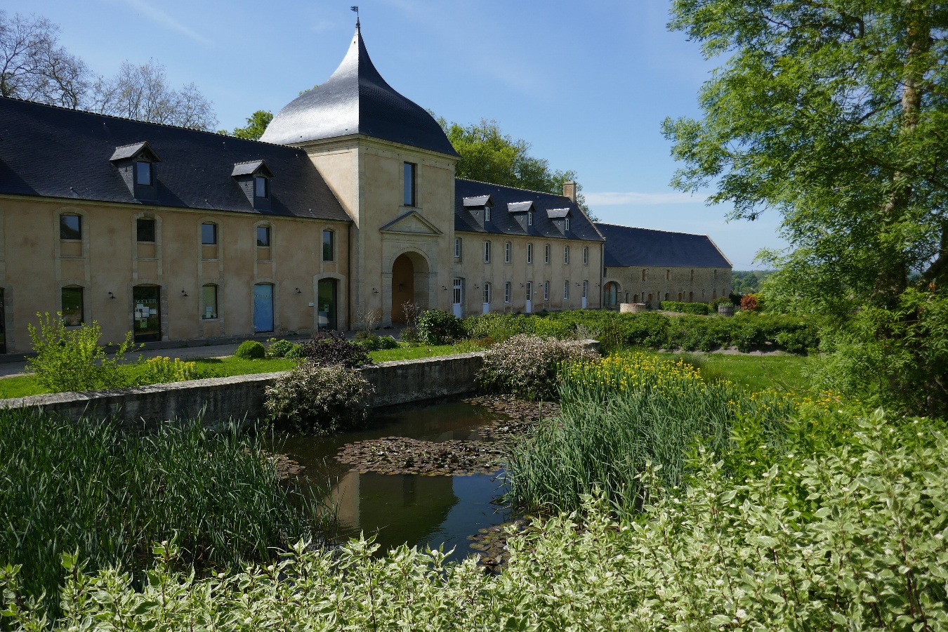 Abbaye Saint-Martin de Mondaye, Juaye-Mondaye - photo 3