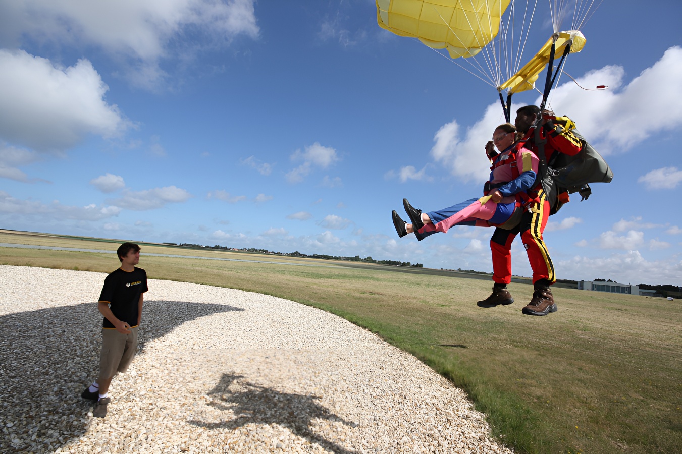 Abeille Parachutisme, Honfleur - photo 2