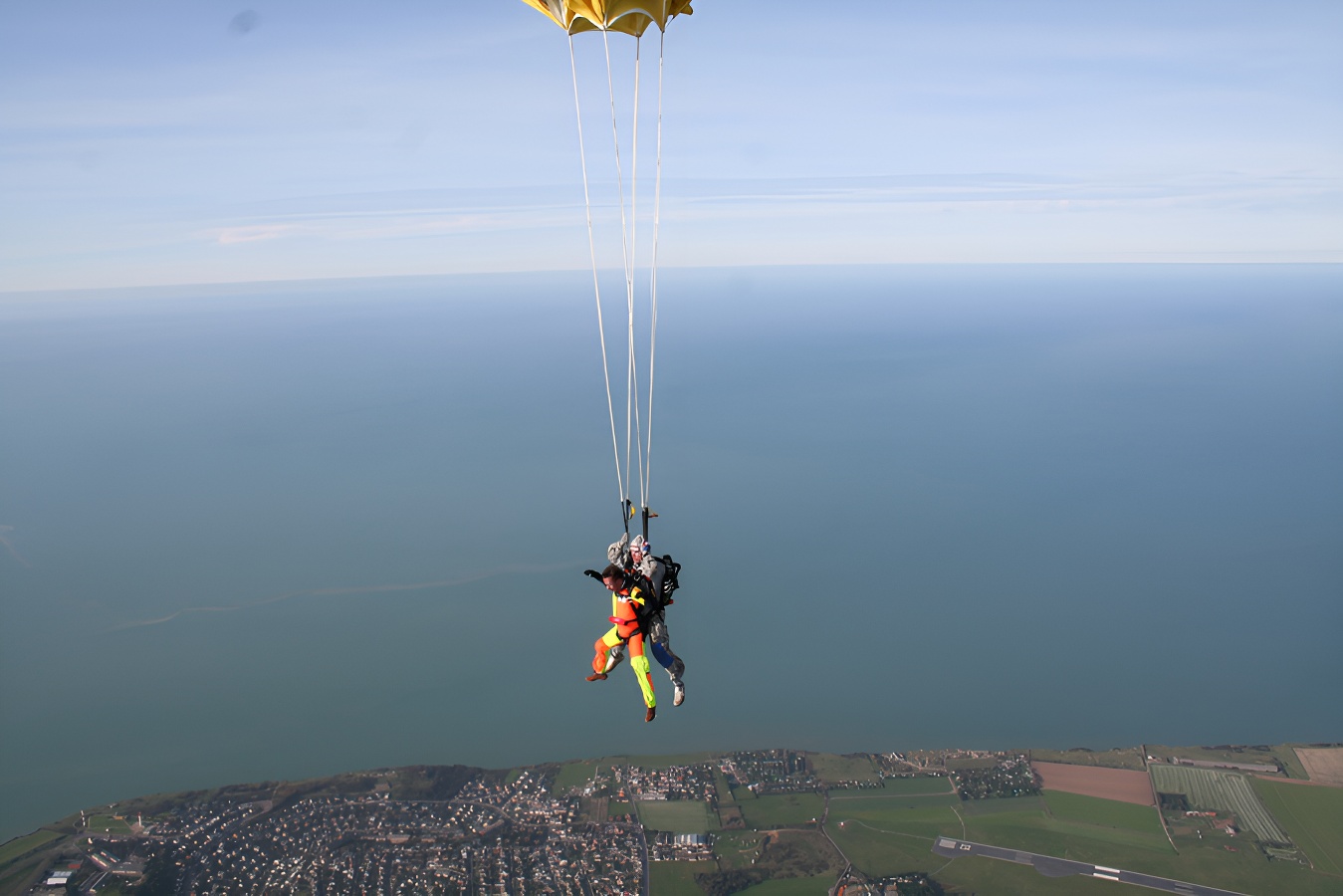 Abeille Parachutisme, Honfleur - photo 9
