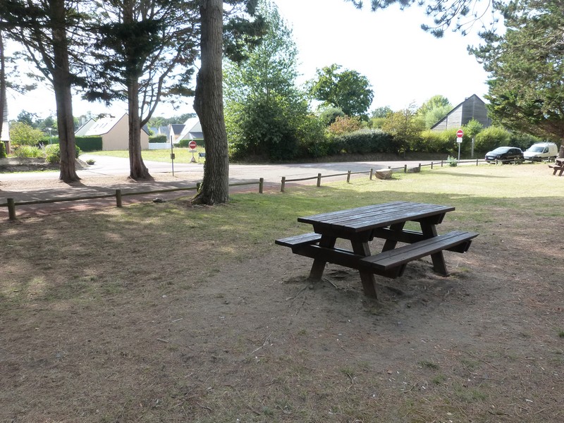 Aire de Pique Nique > Mare de L'essay - photo 5