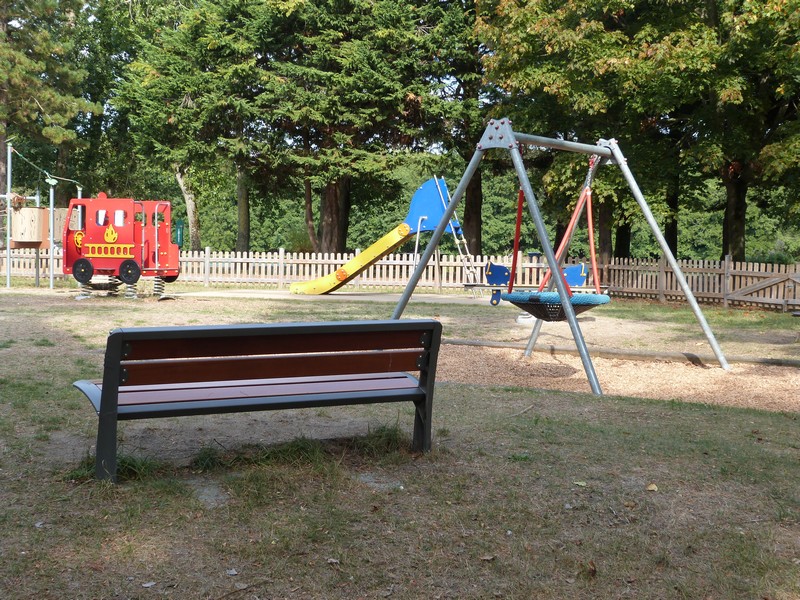 Aire de Pique Nique > Mare de L'essay