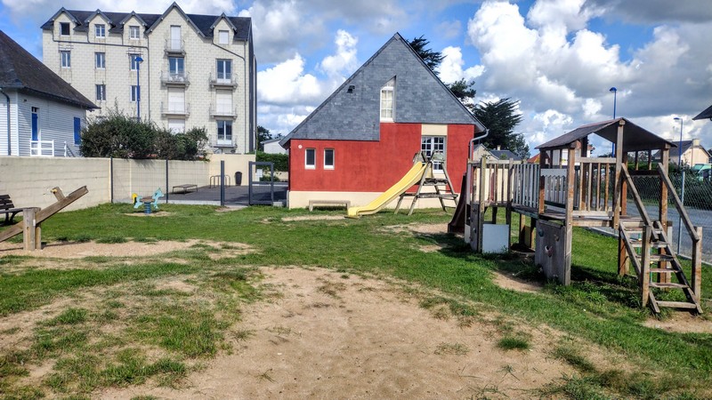Aire de jeux - photo 3