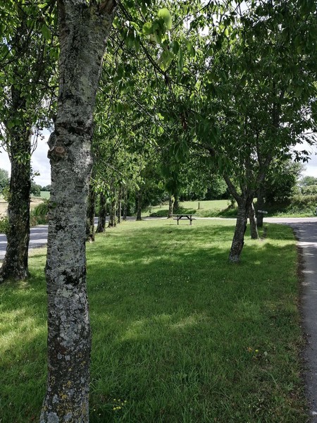 Aire de Pique Nique > Les mezières - Contrières - photo 2