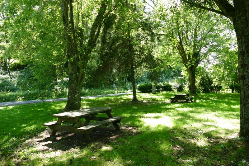 Aire de Pique Nique > D198