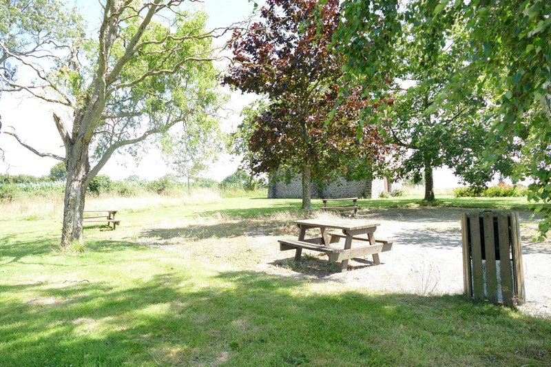 Aire de Pique Nique > La chapelle - photo 2