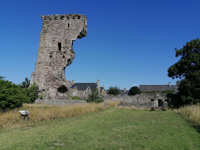 Aire de Pique Nique > Château - photo 3