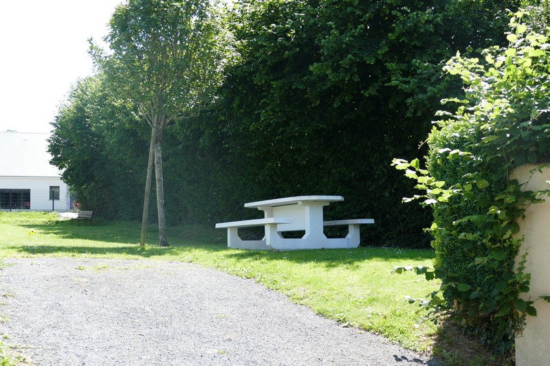 Aire de Pique Nique > Salle des fêtes