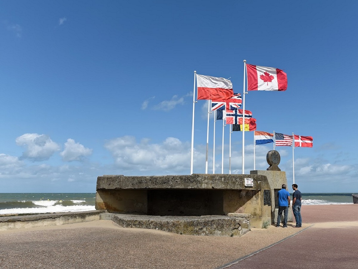 Le débarquement des canadiens à Bernières