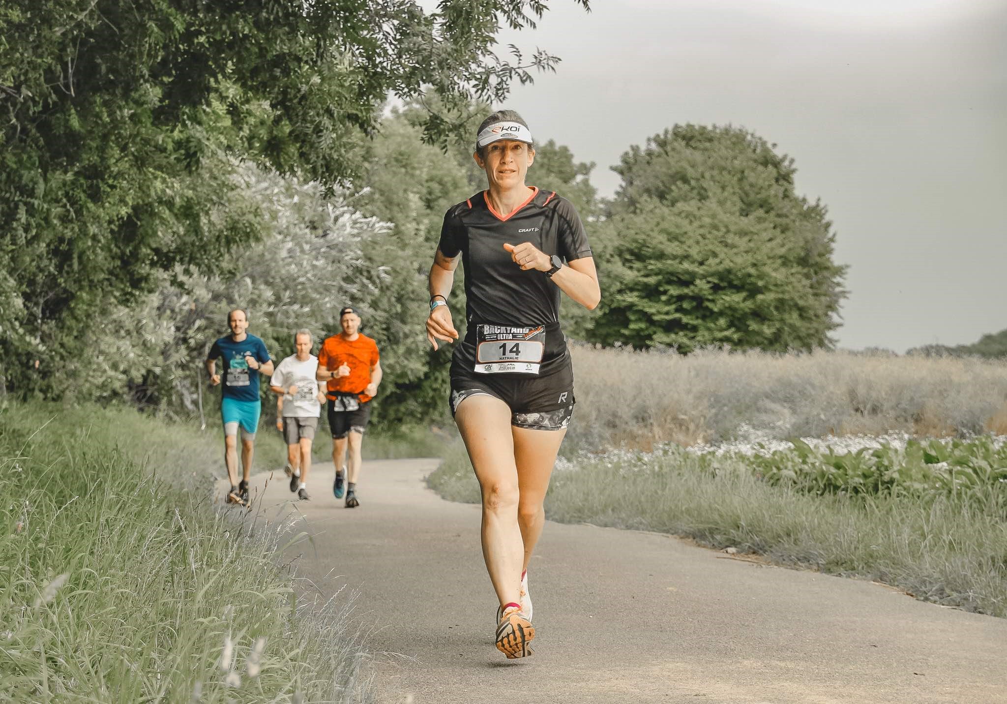 Backyard Ultra, Marche et Trail