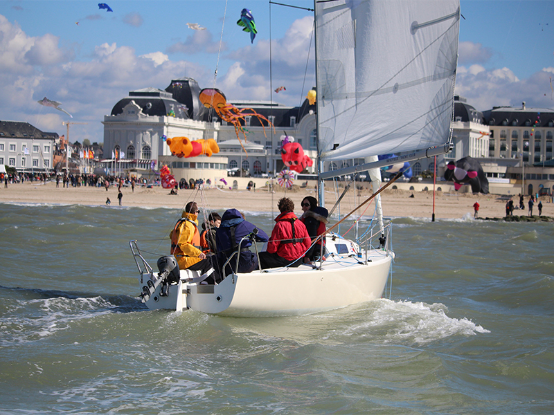 Balade nautique en voilier entre Touques et mer, Deauville - photo 3