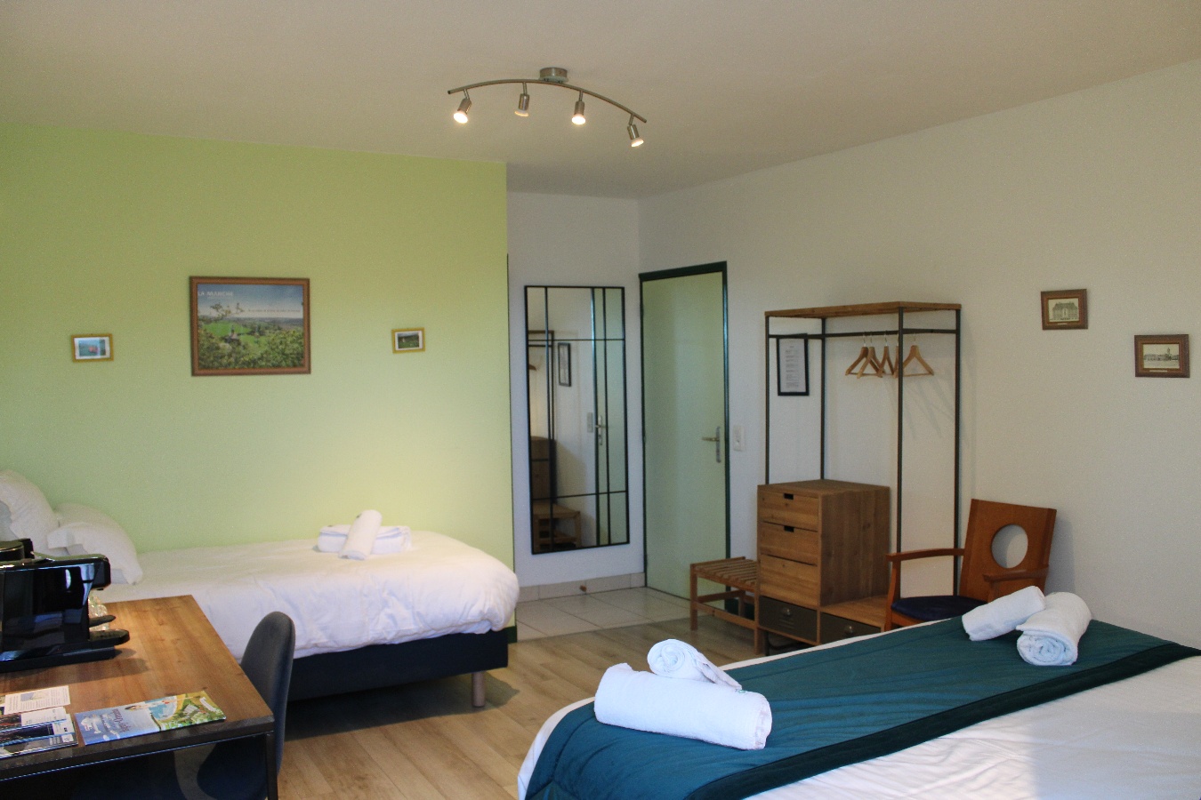 Domaine des Piéris Chambre d'hôtes  JUNO, Grandcamp-Maisy - photo 10