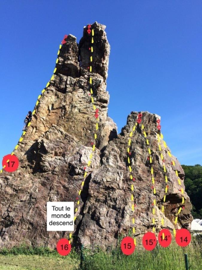 Falaise de la Fauconnière et La Roche qui Pend