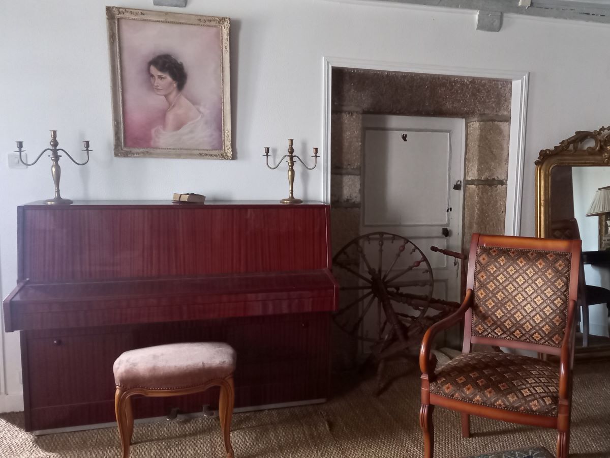 Meublé de tourisme > Gîte du Manoir des Anoteux, Carneville