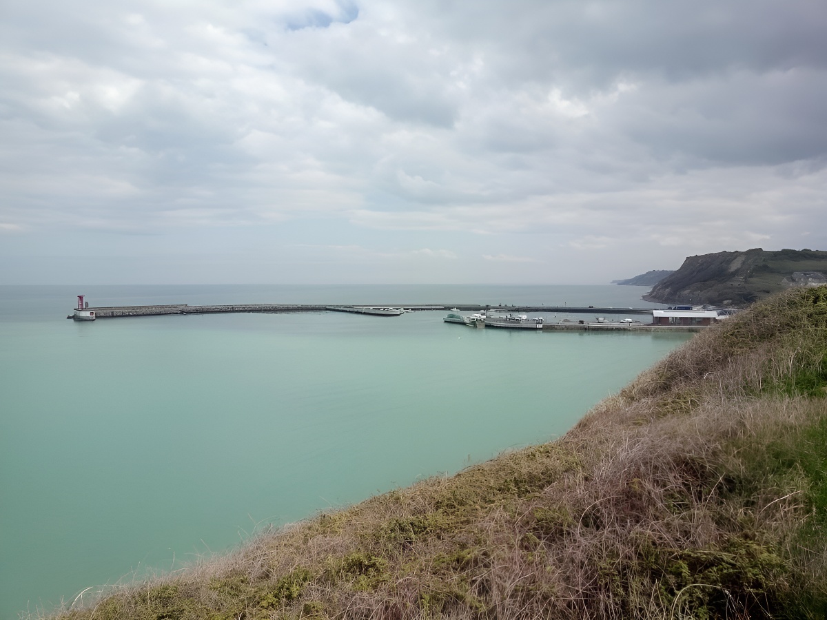Le Port de Paul Signac et de Georges Seurat
