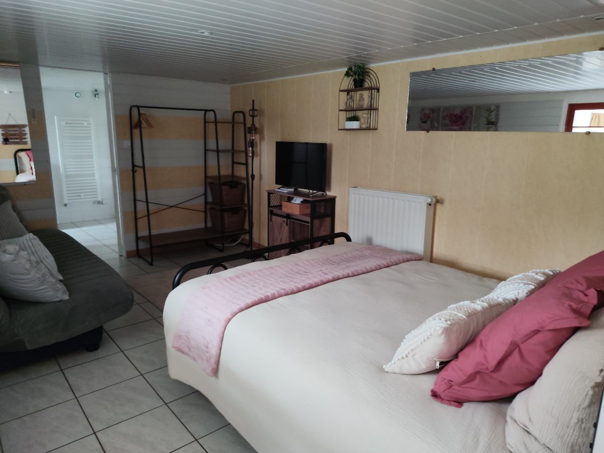 Clévacances H8676 : Gîte roseaux, Juvigny les Vallées