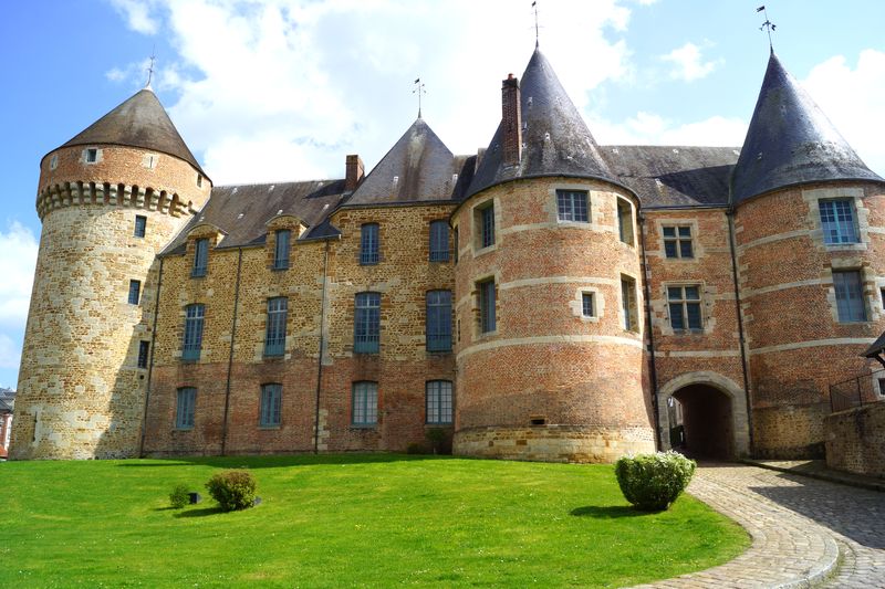 Exposition de voitures anciennes