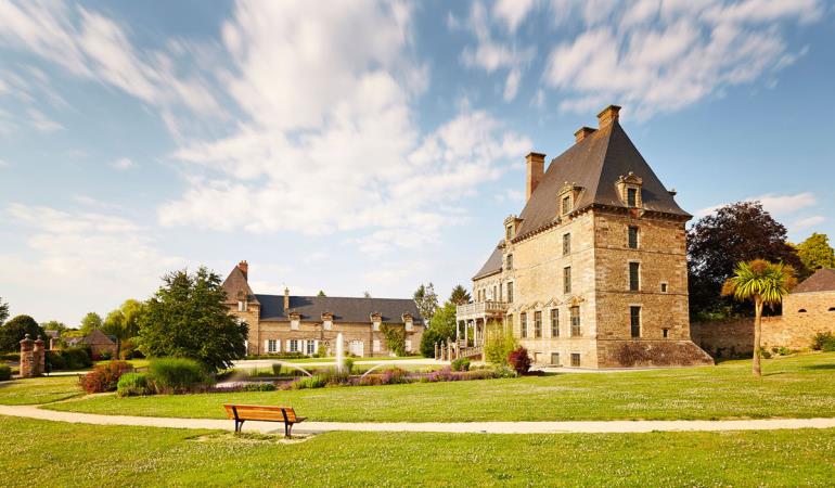 Château des Montgommery de Ducey, côté jardin Château des Montgommery de Ducey, côté jardin