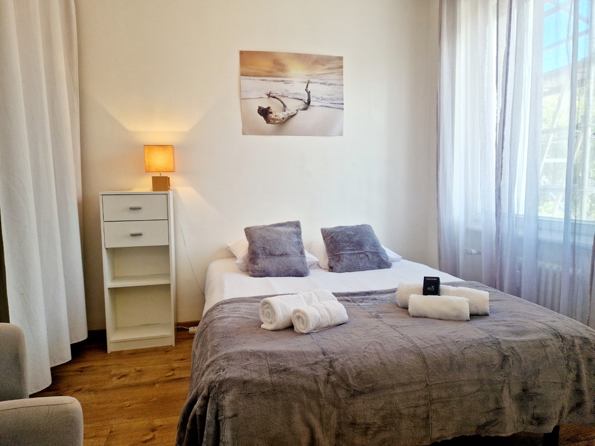 Meublé de tourisme > La Porte du Midi YourHostHelper