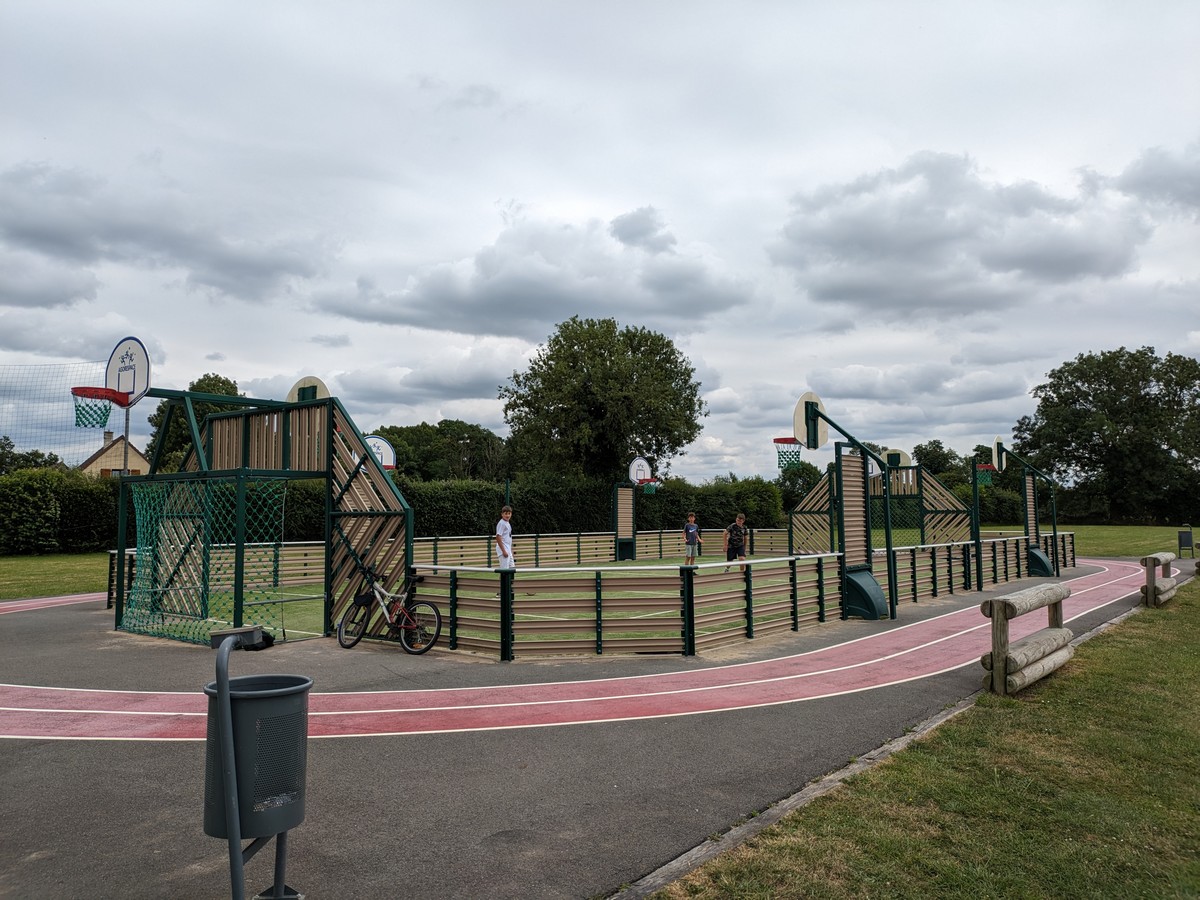 City Stade de Méry-Corbon — photo 2
