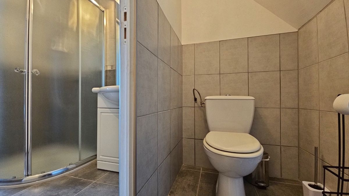 Meublé de tourisme > Le Petit Gîte Du Neufbourg, Courtils