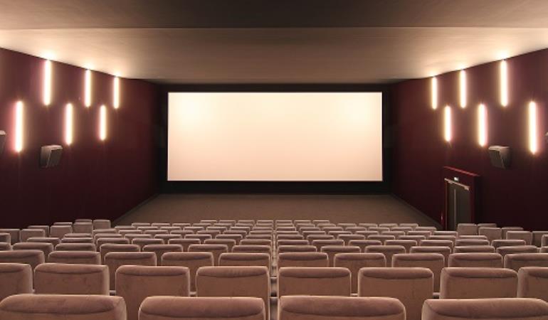 Coutances_Cinéma Le Long Court_4 Coutances_Cinéma Le Long Court_4
