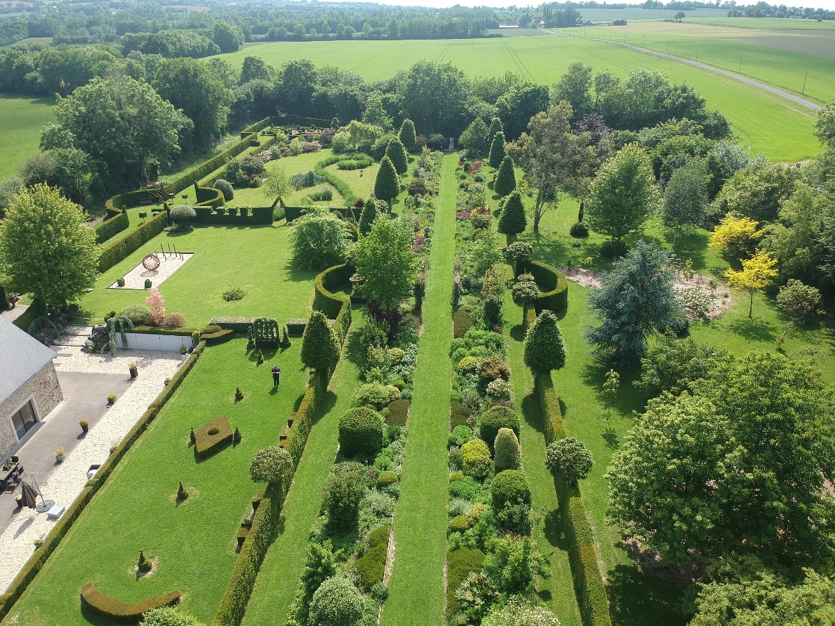 Jardins du Domaine Albizia, Caumont-sur-Aure